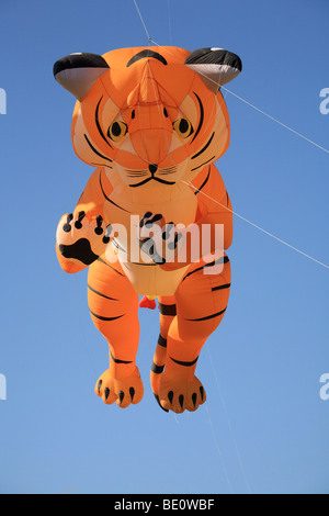 Riesige Drachen beim Bristol Kite Festival 2009. Stockfoto