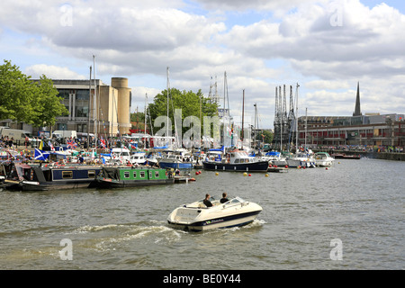 Harbourside und Docks Bristol City während das Hafenfest Stockfoto