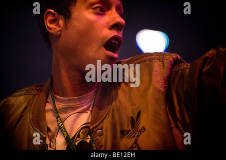 Die Sängerin für die Freestyler beim 2009 Glade Festival. Stockfoto