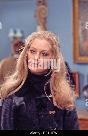 DER VERFÜHRER 1971 UK TV-Serie mit Gast-star Jenny Handley Stockfoto