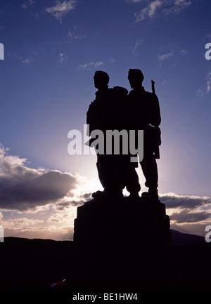 Denkmal für Marineinfanteristen an Spean Bridge, Schottland, UK, Großbritannien. Spean Bridge Gebiet war ein Trainingsgelände für WW2 Stockfoto