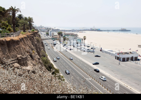 Blick hinunter auf den Strand von Santa Monica in Los Angeles, Kalifornien, USA Stockfoto