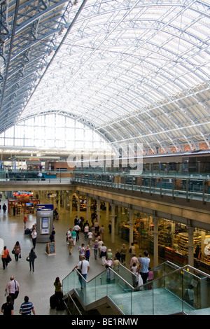 Der Bahnhof St. Pancras Eurostar-Terminal London England Stockfoto