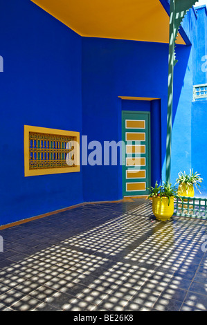 Eine grafische Detail des alten Studios von Jacques Majorelle, jetzt das Museum im Jardin Majorelle in Marrakesch Stockfoto