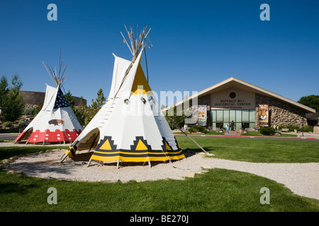 Tipis aka Tipis bei Buffalo Bill Historical Center, Cody, Wyoming Stockfoto