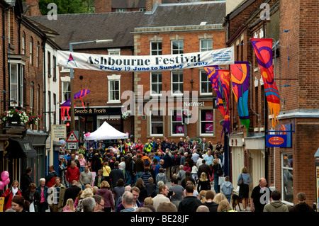 Ashbourne International Streetfest 2009 Straßentheater und Kunst-Festival in Ashbourne Derbyshire Peak District England Stockfoto