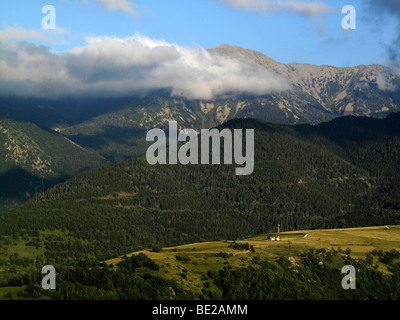 Den Hügeln südlich von Mont-Louis in den Pyrenäen-orientalische Region Frankreichs Stockfoto