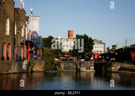 Regent es Canal in Hawley Lock, Camden Town, London, UK Stockfoto