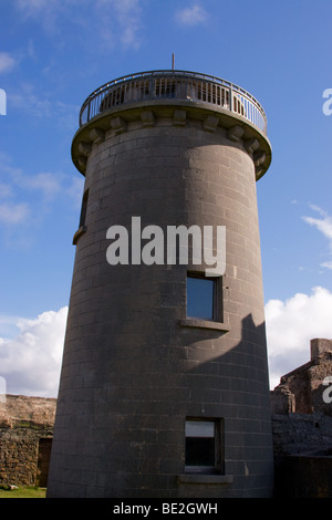 Dun Arann Leuchtturm, Inis Mor (Inismore) Insel, Aran-Inseln, Co. Galway, Irland Stockfoto