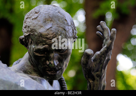 Skulpturen von Auguste Rodin ausgestellt im Garten des Musée Rodin in Paris, Frankreich. Stockfoto