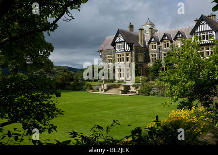 Das Georgian Mansion House an Bodnant Garden in Wales Stockfoto
