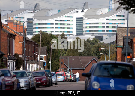 Ein Blick auf die neue Queen Elizabeth Super Krankenhaus, eröffnet im Jahr 2010, Birmingham, England, UK Stockfoto