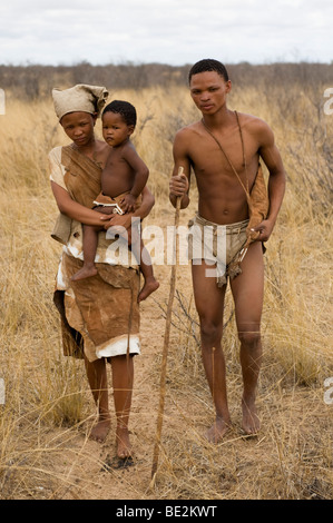 Naro Buschmänner (San) Familie, Central Kalahari, Botswana Stockfoto