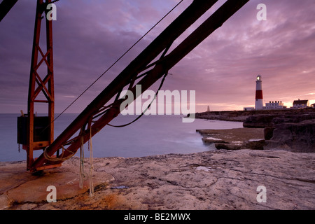 Portland Bill Leuchtturm an der Küste von Dorset, die für Stein abgebaut wurde Stockfoto