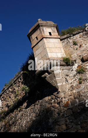 Die zum UNESCO-Weltkulturerbe erklärten Stadt Wände von Mont-Louis in den Pyrenäen-orientalische Region Frankreichs Stockfoto