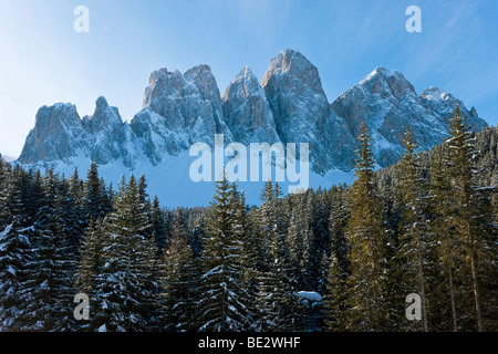 Winter-Landschaft, Le Geisler Gruppe/Geisler Rollen, Val di Funes, italienischen Dolomiten, Trentino-Alto Adige, Südtirol Stockfoto