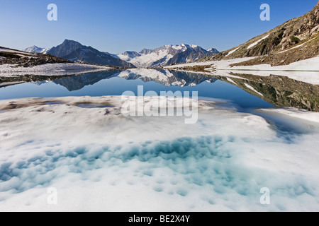 Friesenbergsee See, Zillertaler Alpen, Tirol, Austria, Europe Stockfoto