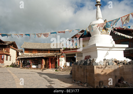 Zhongdian Od Stadt buddhistische Chorten, Yunnan/Tibet Grenze, China Stockfoto