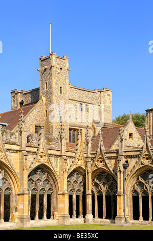Kreuzgang im ehemaligen Kloster der Kathedrale von Canterbury, Kent, England, UK, Europa Stockfoto