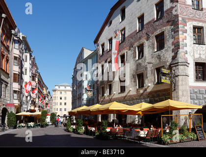 Hotel Goldener Adler, Herzog-Friedrich-Straße der Altstadt von Innsbruck, Tirol, Österreich, Europa Stockfoto