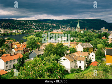 Trondheim mit Nidaros Kathedrale, Norwegen, Skandinavien, Europa Stockfoto
