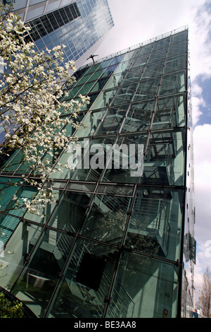 Highlight Towers, Bürogebäude, Magnolie, München, Bayern, Deutschland, Europa Stockfoto