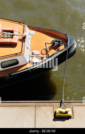 Boot am Hafen, Hamburger Hafen, Deutschland, Europa Stockfoto