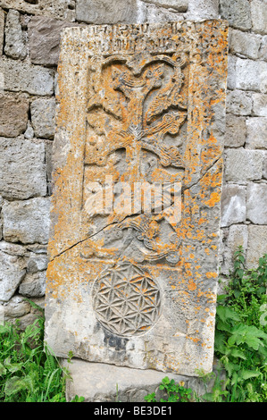 Traditionelle armenische Kreuz-Stein, Khachkar Tatev Kloster in der Nähe von Goris, Armenien, Asien Stockfoto