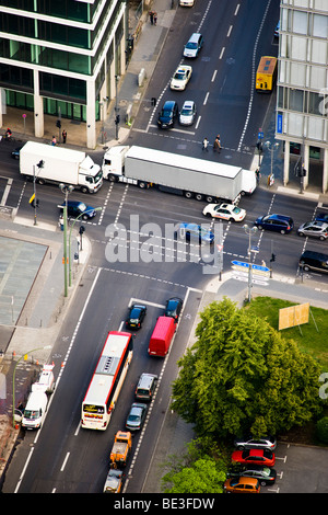 Verkehrsknotenpunkt Wilhelmstraße Straße und Leipziger Straße in Berlin-Mitte Bezirk, Berlin, Deutschland, Europa Stockfoto