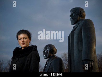 Sahra Wagenknecht, DIE LINKE Partei, in der Marx-Engels-Denkmal in Berlin, Deutschland, Europa Stockfoto