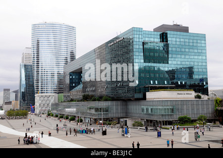 Blick von der Grande Arche, La Défense, das Business-Center, Paris, Frankreich, Europa Stockfoto