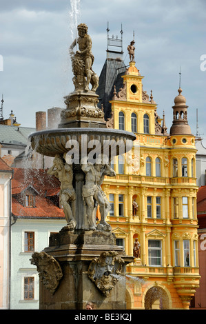 Historische Altstadt, Marktplatz mit Samson-Brunnen, Budweis oder böhmischen Budweiser Budvar, Böhmen, Tschechische Republik, E Stockfoto