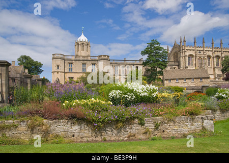 War Memorial Garden in Christ Church, Oxford University, Cotswolds, England, Juli 2009 Stockfoto