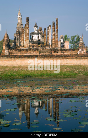 Sitzende Buddha Tempel Wat Mahathat, Sukhothai, Thailand, Asien Stockfoto