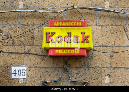 Ein alten Zeichen für Kodak-Film in Orvieto, Italien Stockfoto