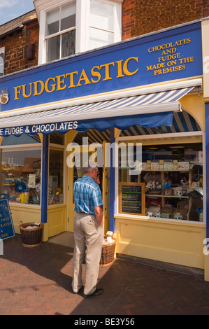 Die Fudgetastic Konditorei Shop mit Fudge und Schokolade auf dem Gelände in Hunstanton, North Norfolk, Großbritannien Stockfoto