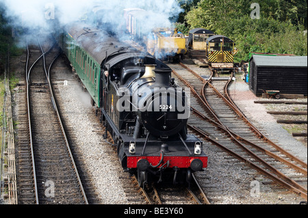 Dampfzüge auf der Mid-Hants Eisenbahn in Hampshire, England. aufgenommen im Herbst Gala im September 2009 Stockfoto