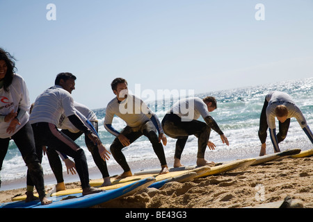 Surfschule am Sandstrand von Manly Beach Surfen lernen. Sydney, New South Wales, Australien Stockfoto