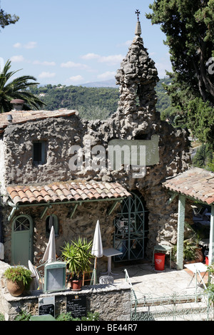 La petite Chapelle Restaurant mit traditioneller Küche in einer Kapelle aus dem Jahr 1885 aus St Paul de Vence Provence Südfrankreich Stockfoto