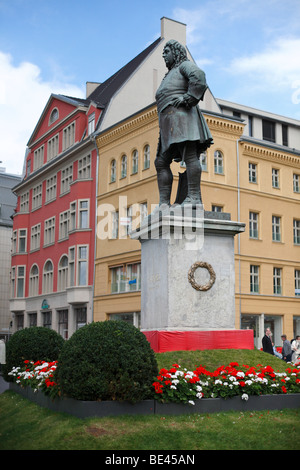 Denkmal von George Frideric Handel (1685 1759) auf dem Marktplatz in Halle (Deutschland) Geburtsort Stockfoto