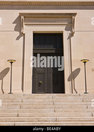 WASHINGTON, DC, USA - vordere Klappe an schottischen Ritus der Freimaurerei Gebäude, auch bekannt als das Haus des Tempels Stockfoto