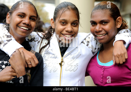 Aborigines Mädchen Murray Street Mall Perth western Australia, Australia Stockfoto