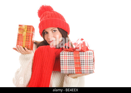 Hübsche junge Frau mit zwei Geschenke isoliert auf weißem Hintergrund Stockfoto