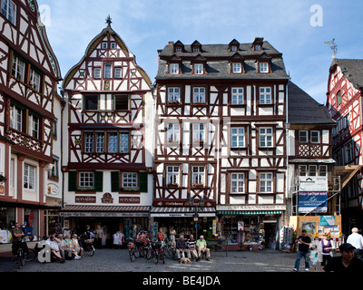 Das historische Bernkastel Marktplatz, Bernkastel-Kues, Mosel River, Rheinland-Pfalz, Deutschland, Europa Stockfoto