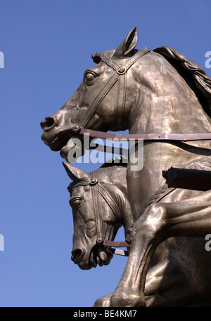 Die Pferde der Quadriga auf der Burg arcade, Brunswick, Niedersachsen, Deutschland, Europa Stockfoto