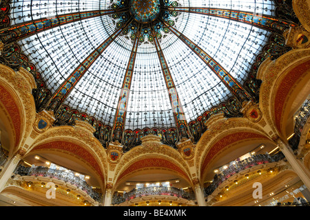 Blick auf die Kuppel, Lafayette Abteilung speichern, Paris, Frankreich, Europa Stockfoto