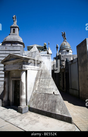 Gräber im Friedhof von Recoleta, Buenos Aires, Argentinien Stockfoto