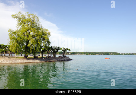 Seepromenade in Konstanz, Bodensee, Baden-Württemberg, Deutschland, Europa Stockfoto