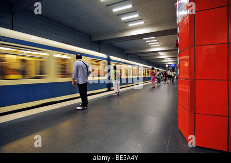 Metro-station Gieselastrasse, Schwabing, München, Bayern, Deutschland, Europa Stockfoto