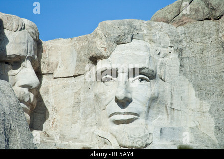 Detailansicht von Theodore Roosevelt und Abraham Lincoln am Mount Rushmore in South Dakota Stockfoto